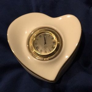 Vintage Lenox small Heart clock. Perfect gift for your Valentine!